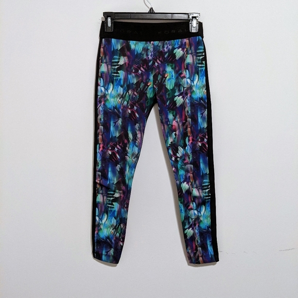 Koral Pants - Koral abstract multicolor black cropped leggings size small